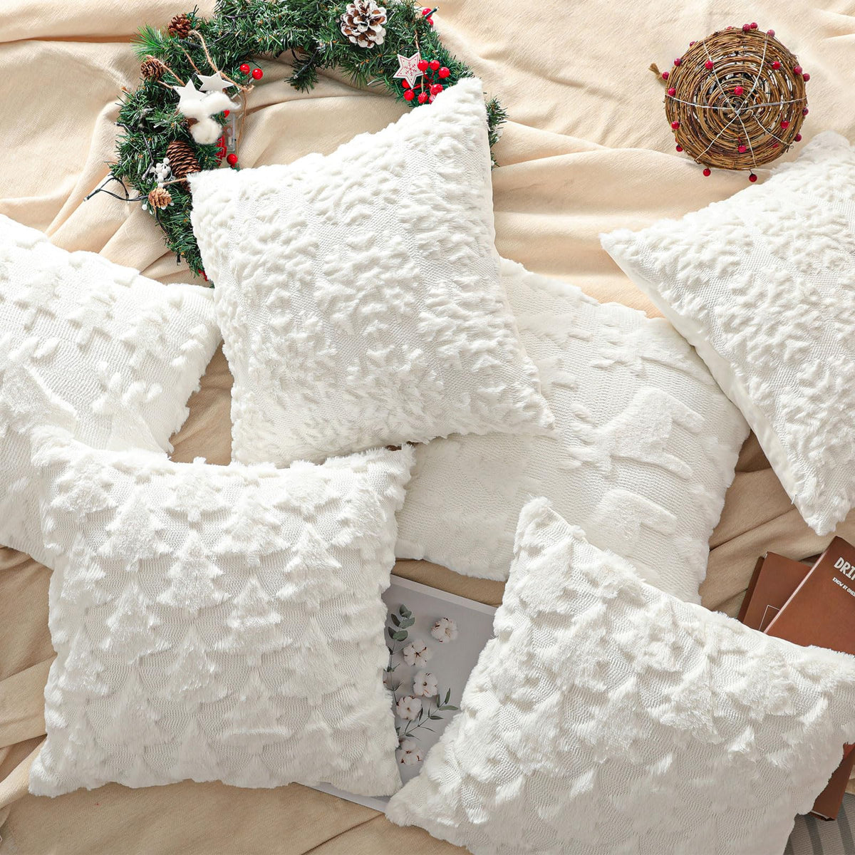 Lewondr Christmas Throw Pillow Cover 18x18, Set of 2 Super Soft Pillow Covers Velvet Christmas Tree Embroidery Decorative Throw Pillowcase for Living Room Bed Couch Sofa Car Home Decor, White