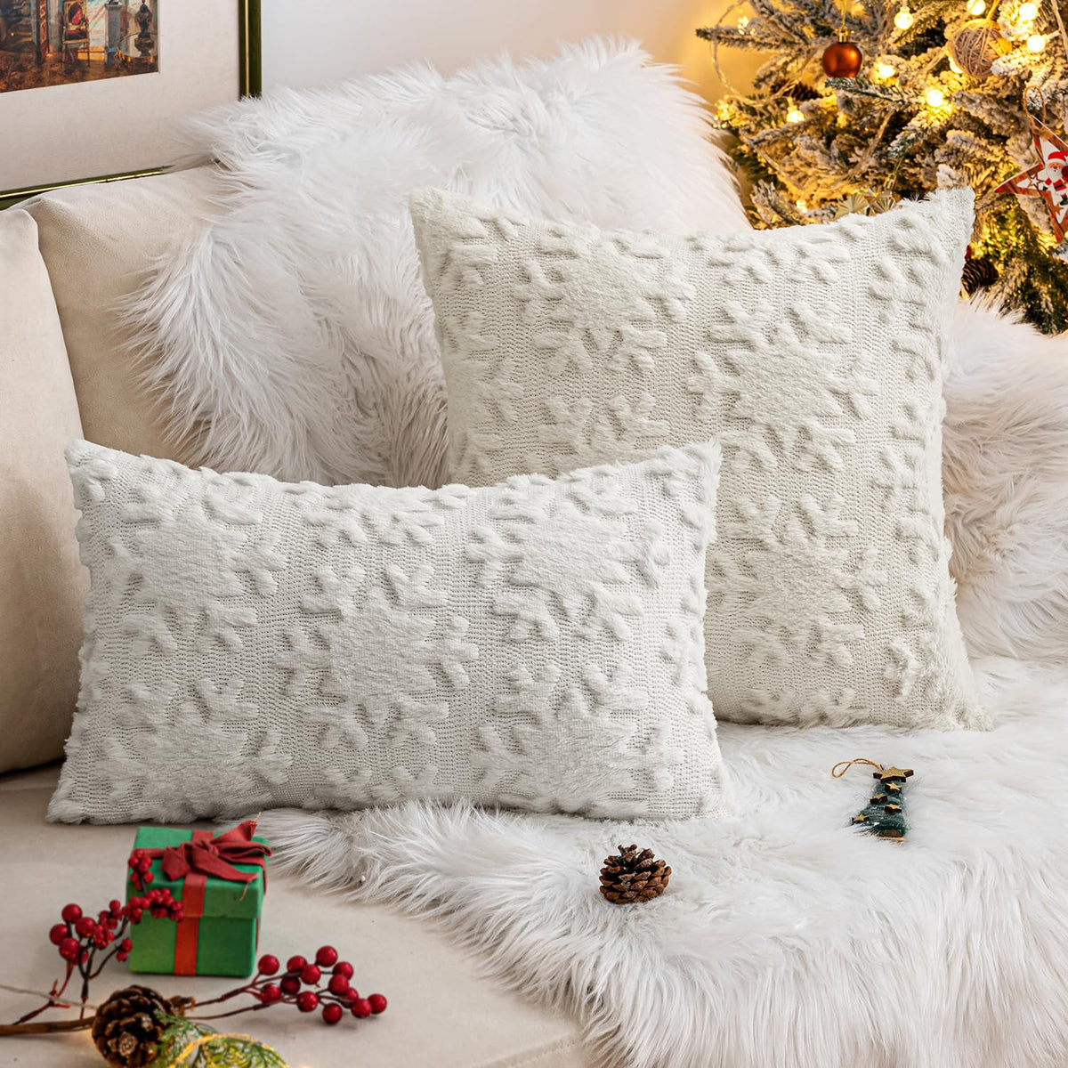 MIULEE Christmas Snowflake Decorative Throw Pillow Covers Set of 2,Soft Fluffy Faux Wool Winter Holiday Couch Pillows for Farmhouse Boho Home Decor Sofa Bed Porch Living Room 20x20 Inch Pure White