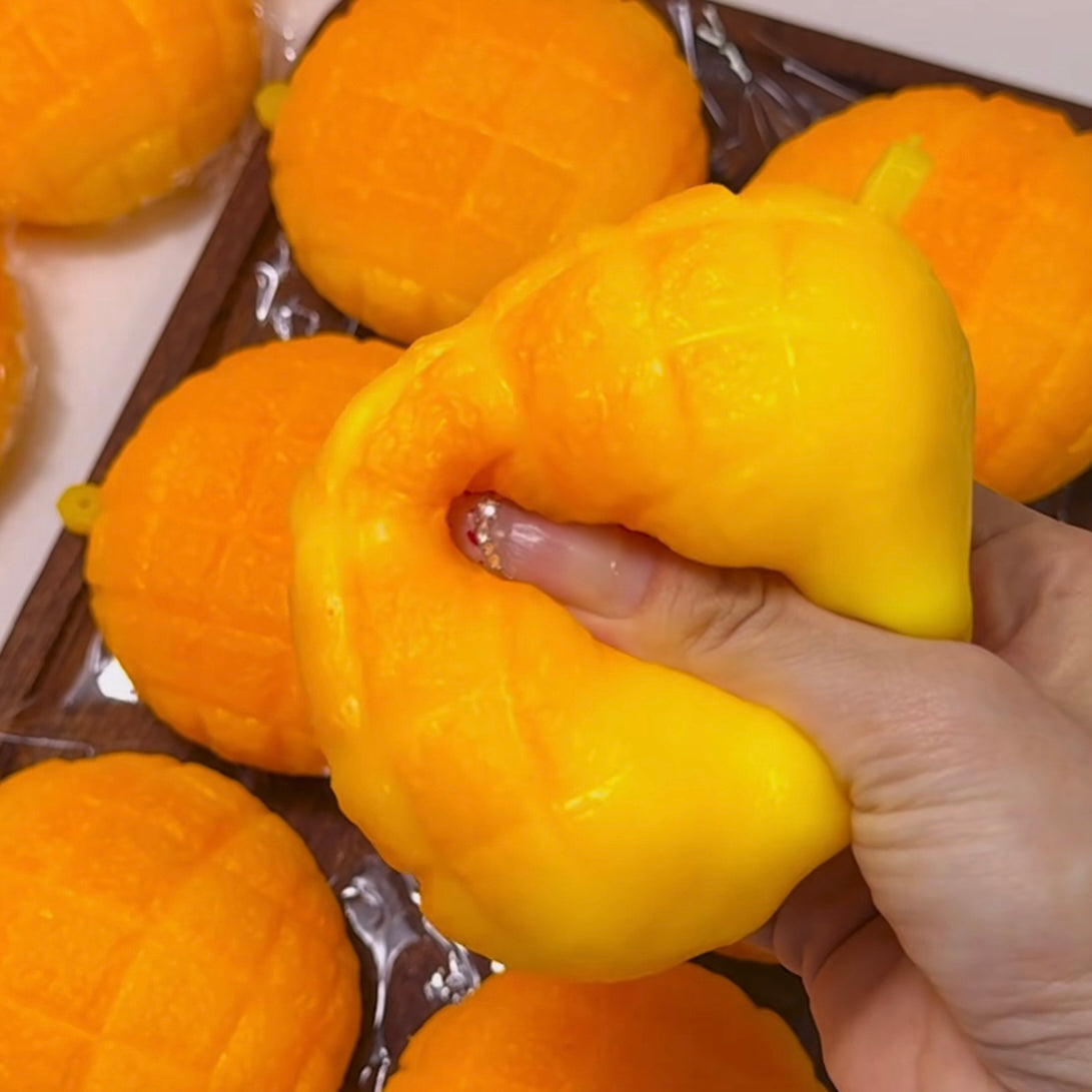 Pineapple Bun (2Sizes)